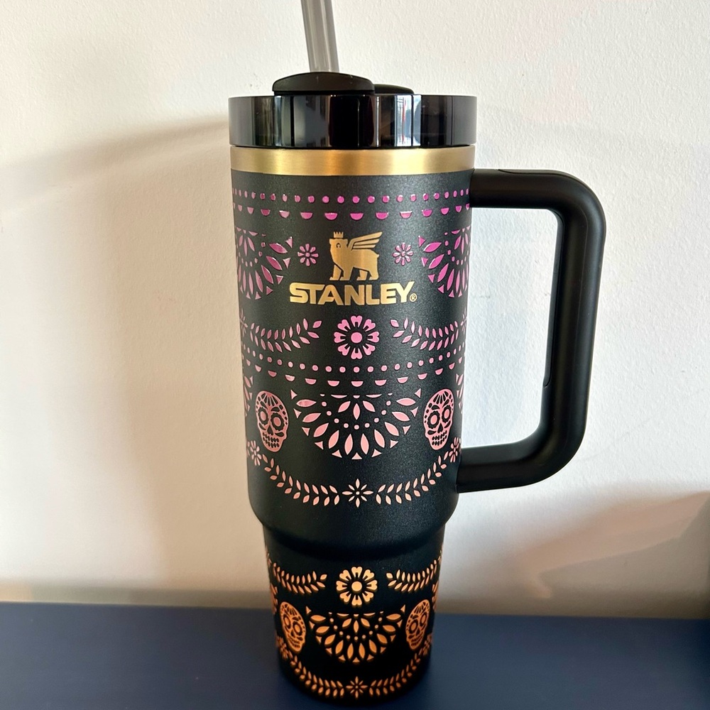 Stanley Midnight Catrina - Quencher 30oz - New in Box 🖤